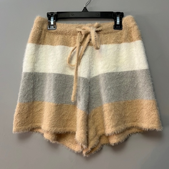Lulus Pants - Lulu’s Fuzzy Shorts